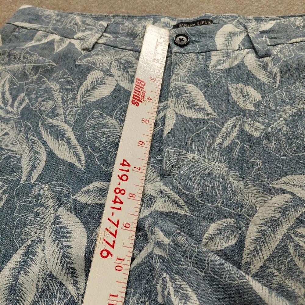 Banana Republic Aiden Linen Shorts Mens 33 Blue Hawaiian Chino Preppy Coastal 9